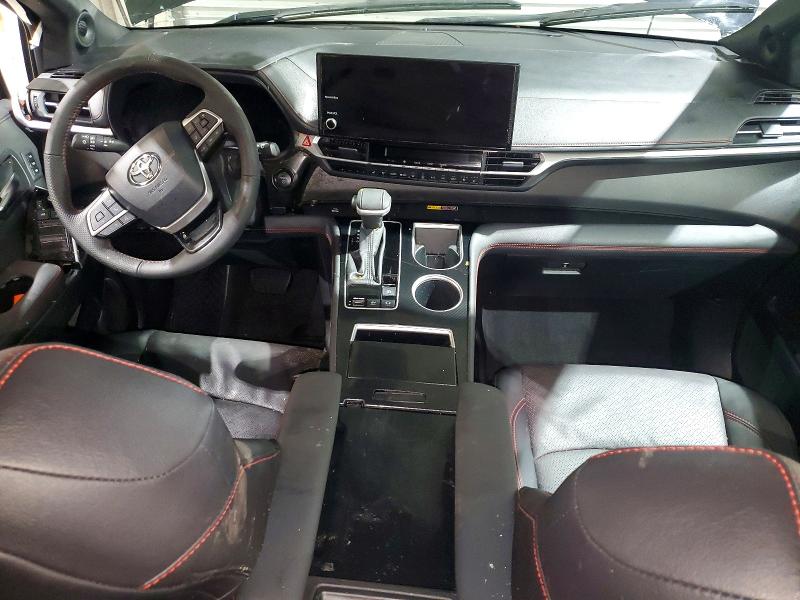 Photo 8 from auction – 2025 TOYOTA SIENNA XSE with VIN 5TDCSKFC1SS200499