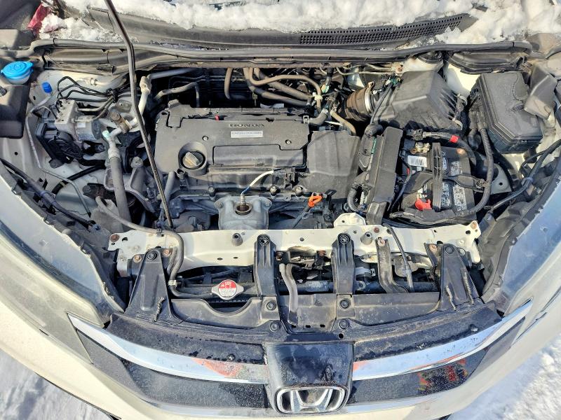 Photo 11 from auction – 2016 HONDA CR-V with VIN 2HKRM3H34GH002407