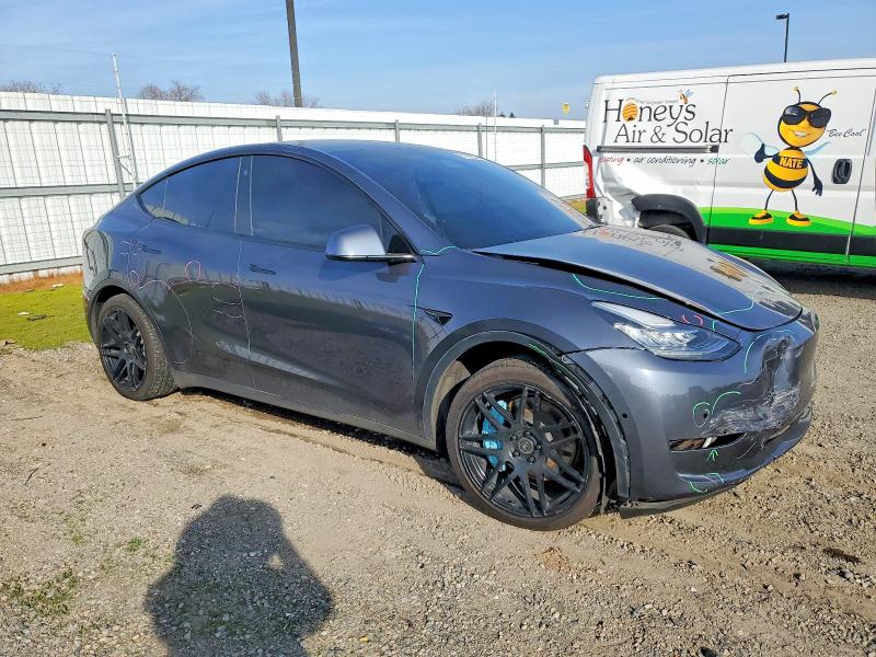 Foto 4 de la subasta – 2021 TESLA MODEL Y con VIN 5YJYGDEE4MF302828