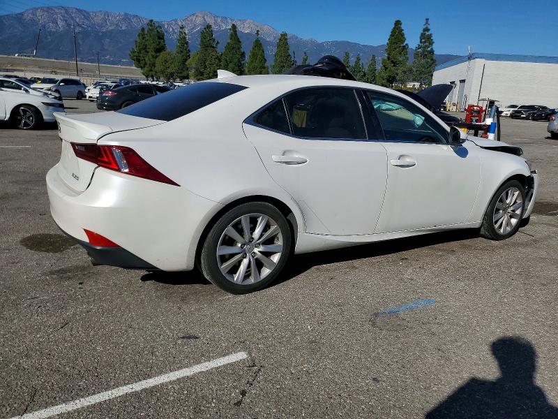 Photo 3 from auction – 2015 LEXUS IS with VIN JTHBF1D2XF5081852