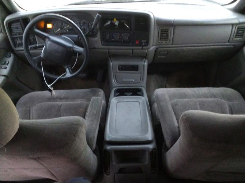 Photo 8 from auction – 2000 CHEVROLET SILVERADO with VIN 2GCEC19V4Y1302666