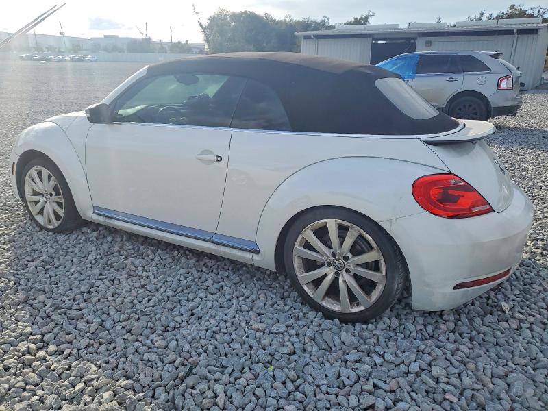 Photo 2 from auction – 2014 VOLKSWAGEN BEETLE with VIN 3VW517AT9EM815254