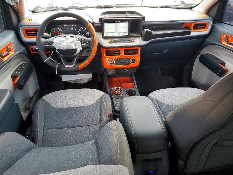 Photo 8 from auction – 2023 FORD MAVERICK X with VIN 3FTTW8E32PRA93238