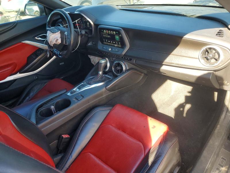 Photo 8 from auction – 2017 CHEVROLET CAMARO with VIN 1G1FD1RSXH0108476