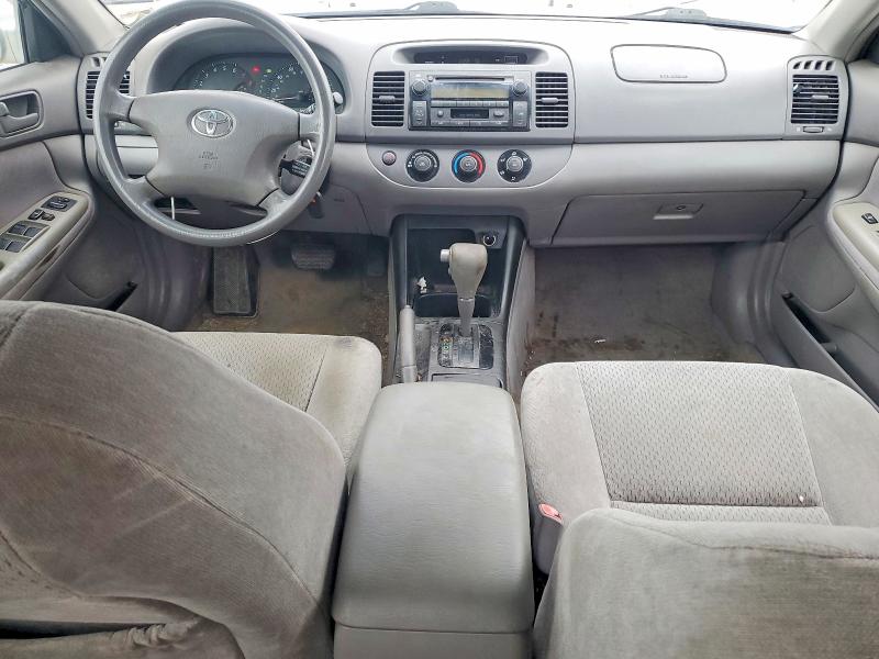 Photo 8 from auction – 2004 TOYOTA CAMRY LE with VIN 4T1BE32K54U366010