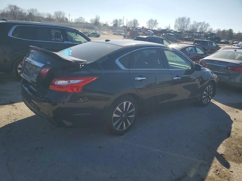 Photo 3 from auction – 2017 NISSAN ALTIMA 2.5 with VIN 1N4AL3AP9HC217619