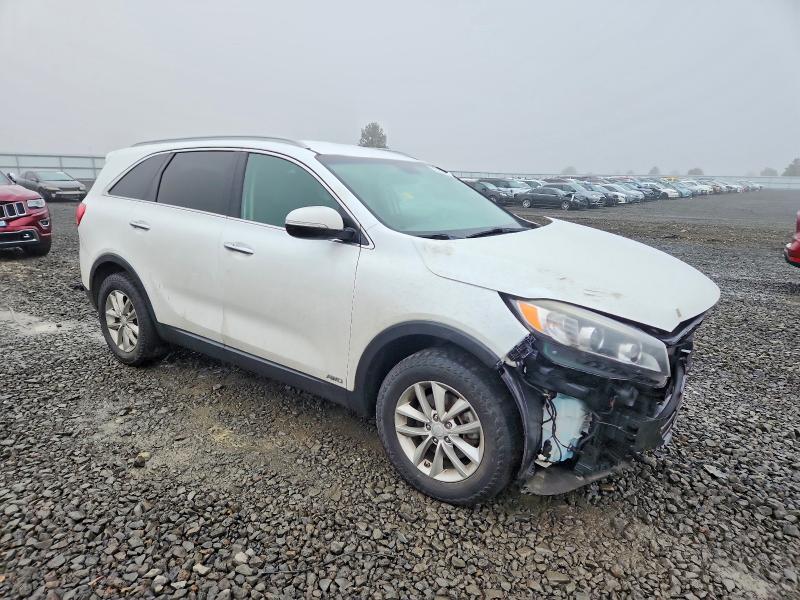 Photo 4 from auction – 2016 KIA SORENTO LX with VIN 5XYPGDA38GG060526