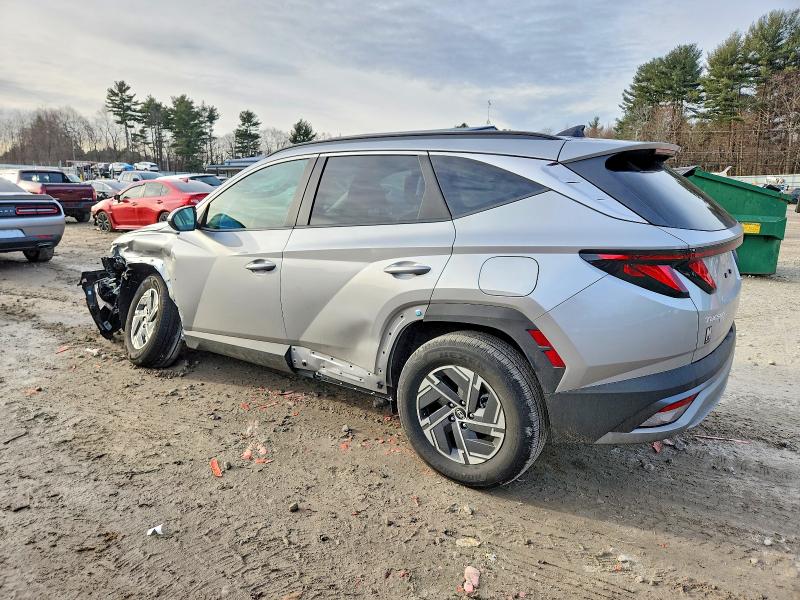 Photo 2 from auction – 2025 HYUNDAI TUCSON BLU with VIN KM8JBDD15SU369601
