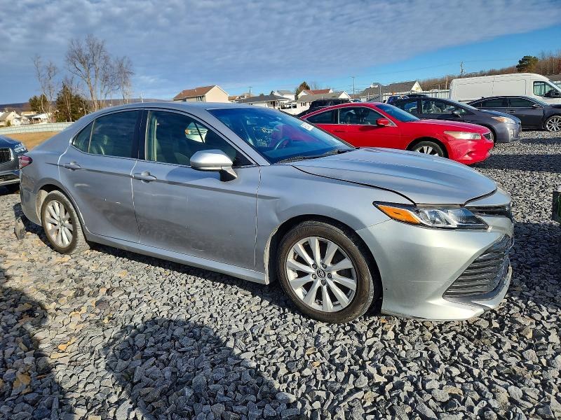 Photo 4 from auction – 2018 TOYOTA CAMRY L with VIN JTNB11HK2J3015189