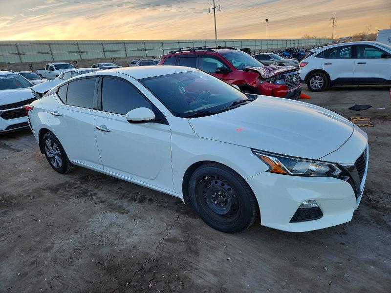 Photo 4 from auction – 2019 NISSAN ALTIMA S with VIN 1N4BL4BV0KN301475