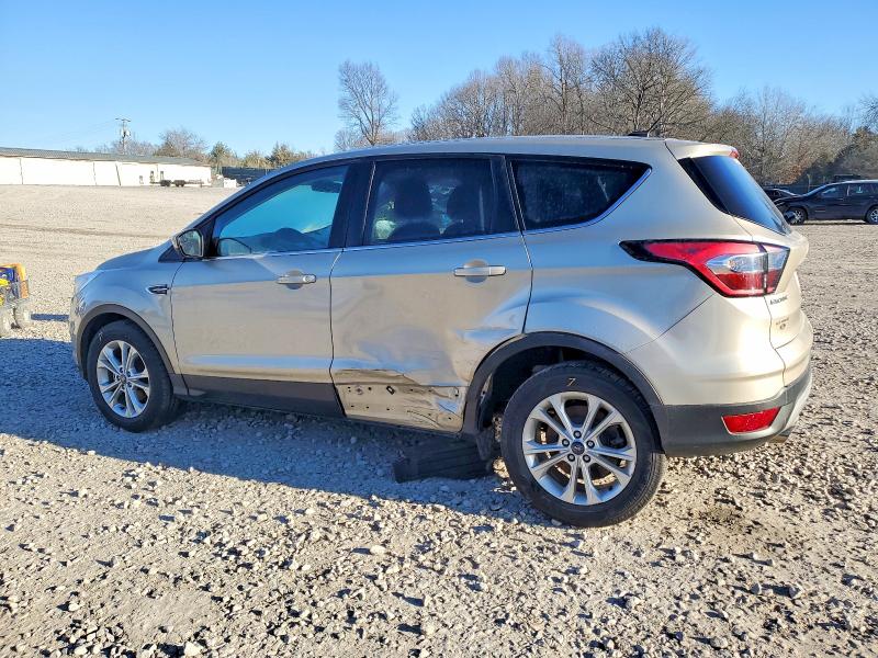 Photo 2 from auction – 2017 FORD ESCAPE SE with VIN 1FMCU0GD8HUD26817