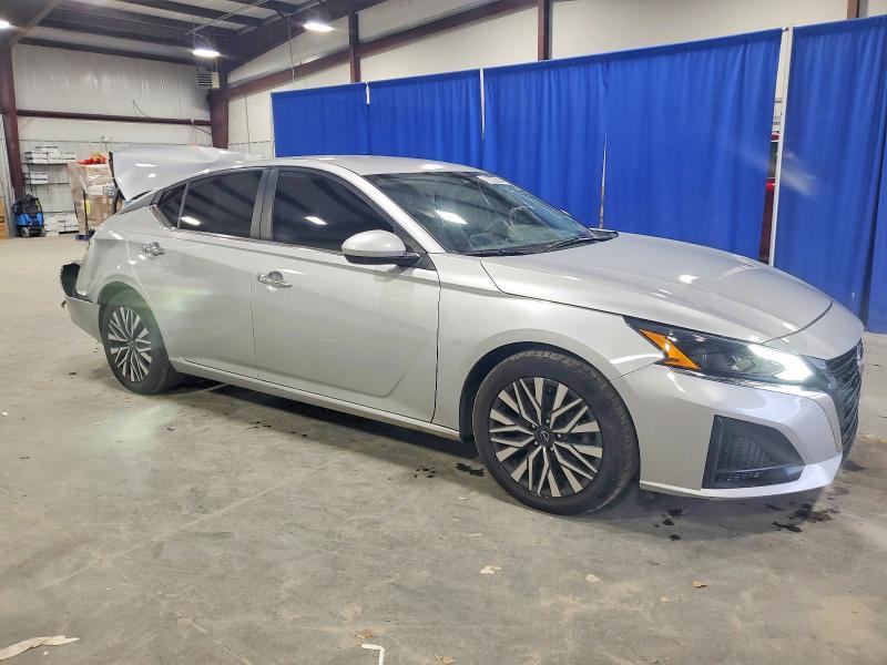 Photo 4 from auction – 2023 NISSAN ALTIMA with VIN 1N4BL4DV2PN334479