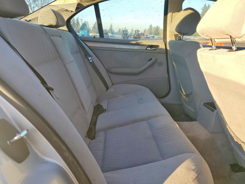 Photo 10 from auction – 2001 BMW 325 I with VIN WBAAV33421EE77054