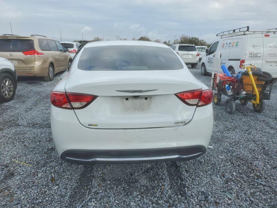 Photo 6 from auction – 2016 CHRYSLER 200 LIMITE with VIN 1C3CCCAB6GN148791