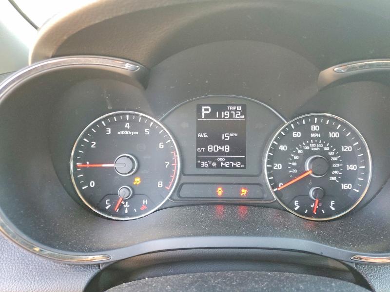 Photo 9 from auction – 2017 KIA FORTE with VIN 3KPFK4A77HE084179