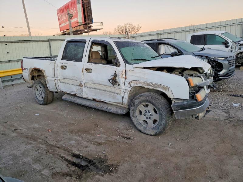 Photo 4 from auction – 2005 CHEVROLET SILVERADO with VIN 2GCEK13T751140117