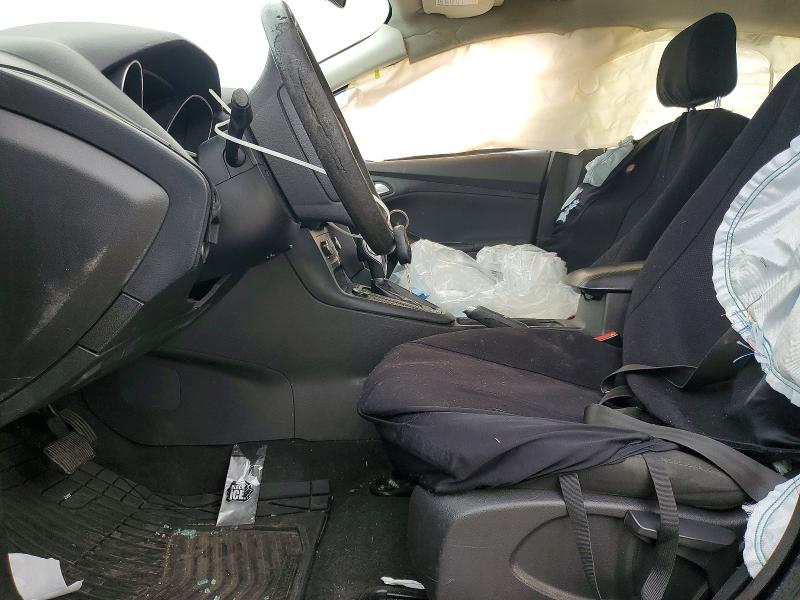 Photo 7 from auction – 2016 FORD FOCUS SE with VIN 1FADP3F25GL271559