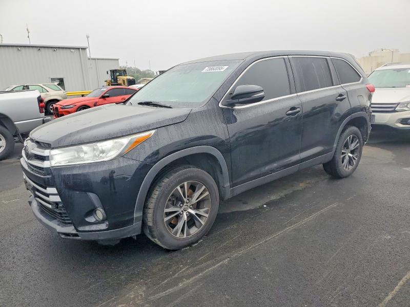 TOYOTA HIGHLANDER 2019 with VIN 5TDZZRFH5KS294476 - Photo from auction