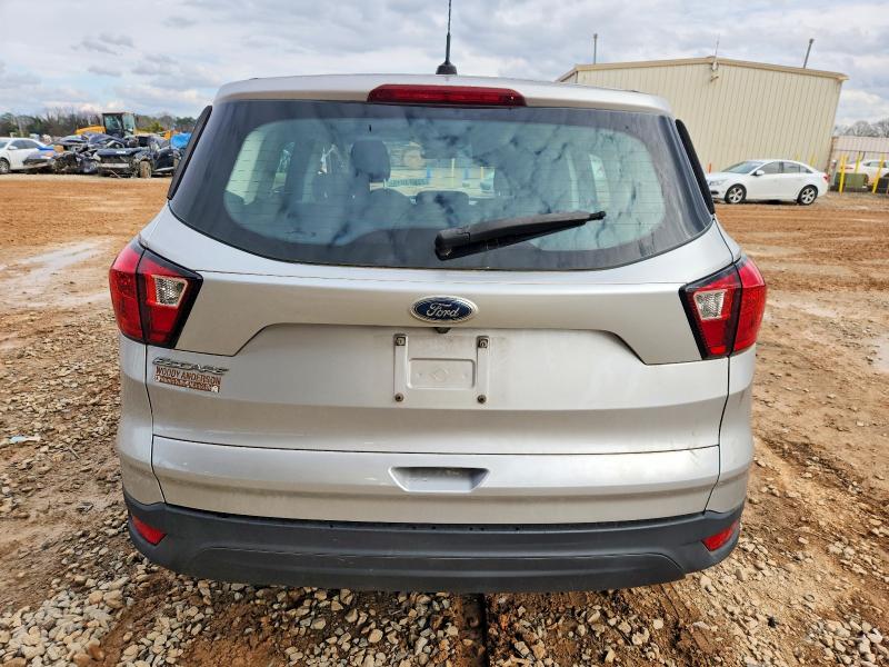 Photo 6 from auction – 2019 FORD ESCAPE S with VIN 1FMCU0F72KUB20492