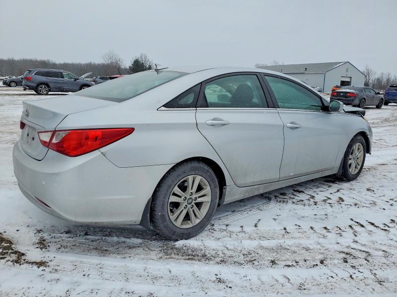 Photo 3 from auction – 2012 HYUNDAI SONATA GLS with VIN 5NPEB4AC6CH481296