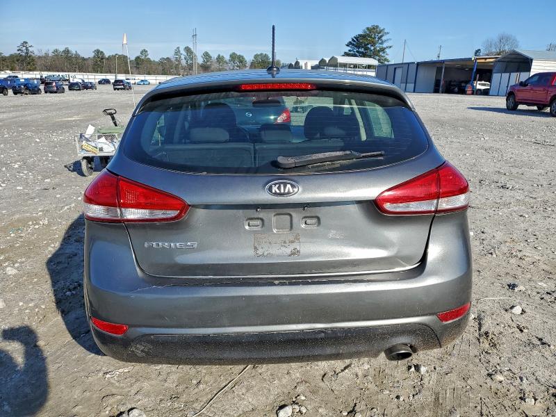 Photo 6 from auction – 2016 KIA FORTE LX with VIN KNAFK5A8XG5635596