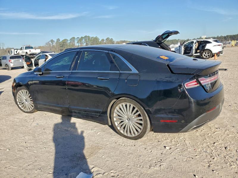 Photo 2 from auction – 2017 LINCOLN MKZ RESERV with VIN 3LN6L5E92HR603481