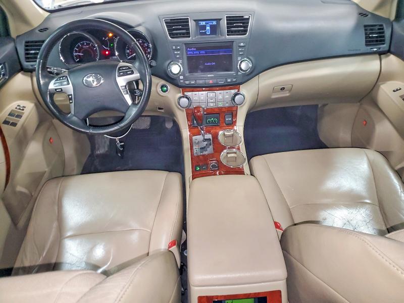 Photo 8 from auction – 2012 TOYOTA HIGHLANDER with VIN 5TDDK3EH2CS173001