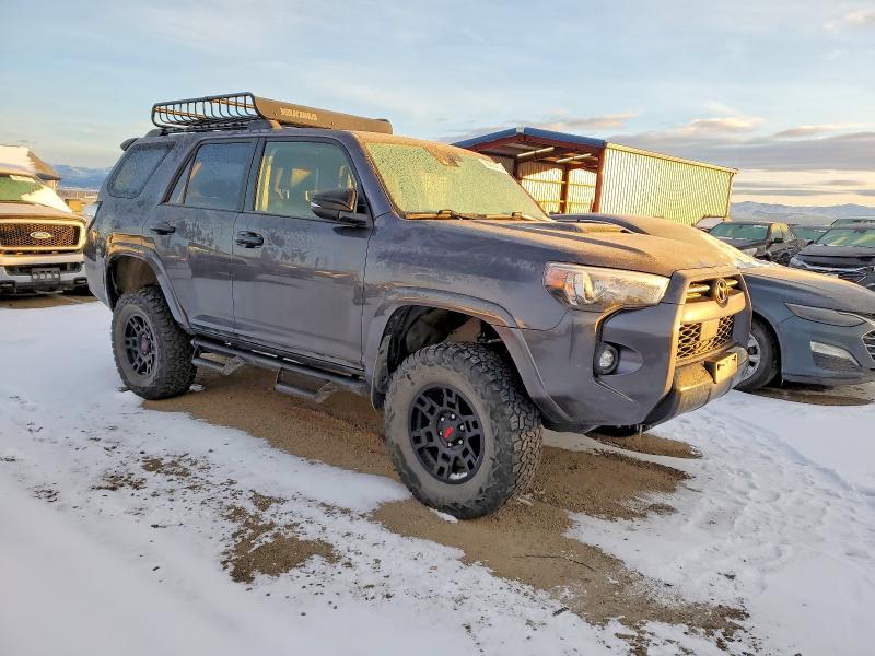 Photo 4 from auction – 2021 TOYOTA 4RUNNER with VIN JTEHU5JRXM5953112