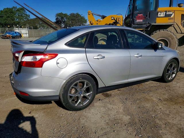 Photo 3 from auction – 2013 FORD FOCUS SE with VIN 1FADP3F25DL264560
