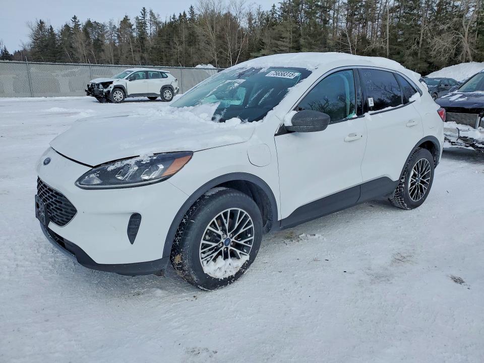 FORD ESCAPE SE 2022 with VIN 1FMCU0EZ5NUA60165 - Photo from auction