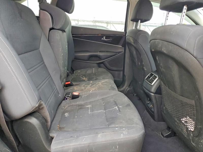 Photo 11 from auction – 2019 KIA SORENTO L with VIN 5XYPGDA31KG462445