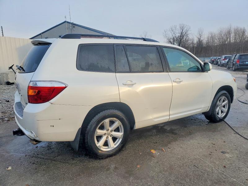 Photo 3 from auction – 2010 TOYOTA HIGHLANDER with VIN 5TDJK3EH8AS035057