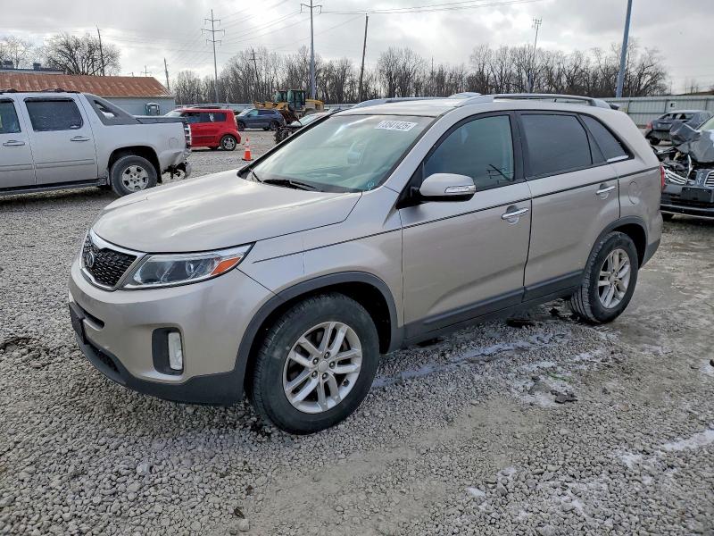 KIA SORENTO 2014 with VIN 5XYKT4A73EG447989 - Photo from auction