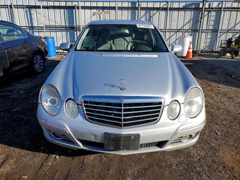 Photo 5 from auction – 2008 MERCEDES BENZ E with VIN WDBUF87X28B313664