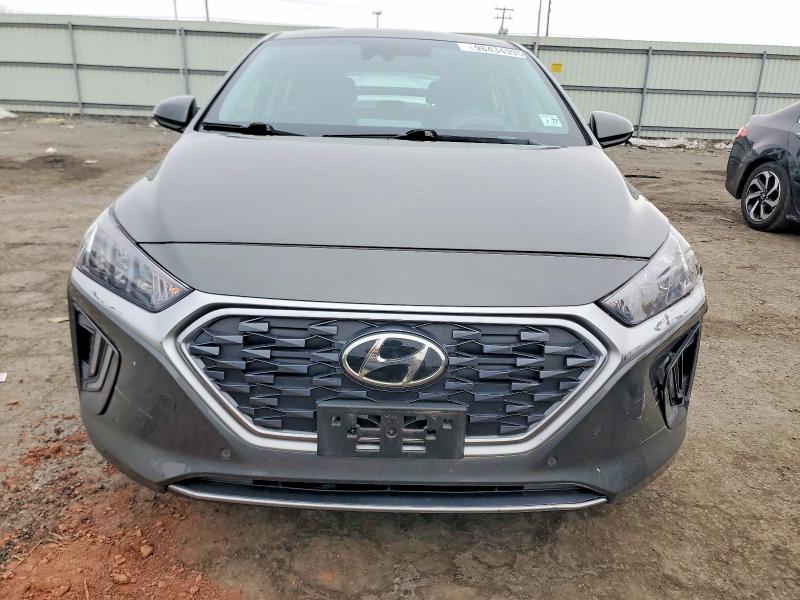 Photo 5 from auction – 2022 HYUNDAI IONIQ LIMI with VIN KMHCX5LD5NU278103