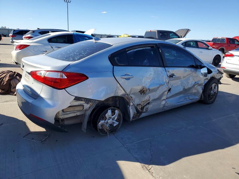 Photo 3 from auction – 2015 KIA FORTE LX with VIN KNAFK4A60F5401801