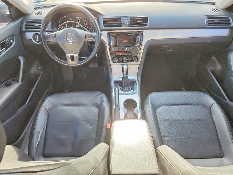 Photo 8 from auction – 2013 VOLKSWAGEN PASSAT SE with VIN 1VWBP7A33DC064069