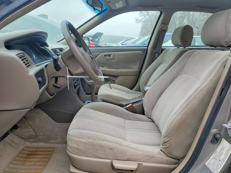 Photo 7 from auction – 2001 TOYOTA CAMRY CE with VIN 4T1BG22K31U114563