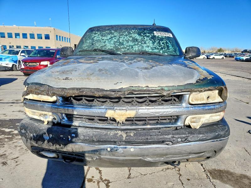 Photo 5 from auction – 2003 CHEVROLET SUBURBAN with VIN 3GNFK16Z23G174420