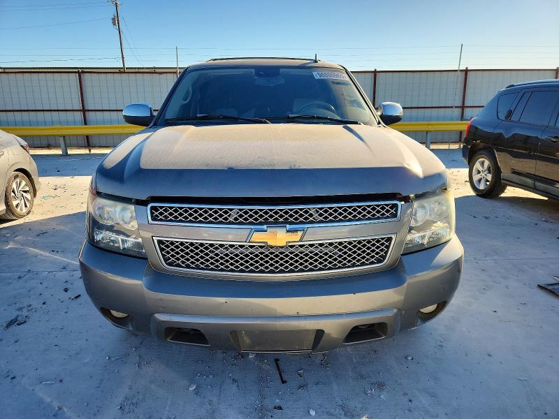 Photo 5 from auction – 2007 CHEVROLET SUBURBAN with VIN 3GNFK16347G195528