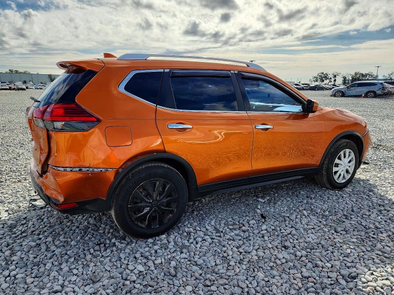 Photo 3 from auction – 2017 NISSAN ROGUE with VIN JN8AT2MT3HW384557