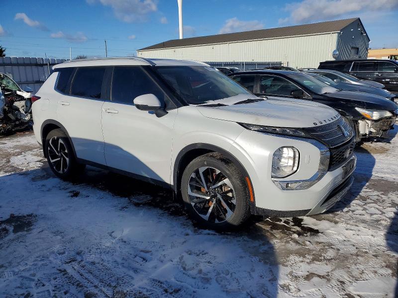 Photo 4 from auction – 2024 MITSUBISHI OUTLANDER with VIN JA4J4VA85RZ616449