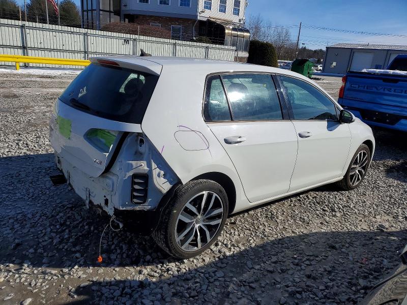 Photo 3 from auction – 2017 VOLKSWAGEN GOLF S with VIN 3VW217AU2HM032681
