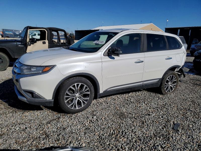 MITSUBISHI OUTLANDER 2018 with VIN JA4AZ3A36JZ053748 - Photo from auction