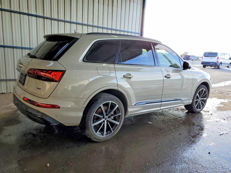 Photo 3 from auction – 2022 AUDI Q7 with VIN WA1LXBF77ND006056