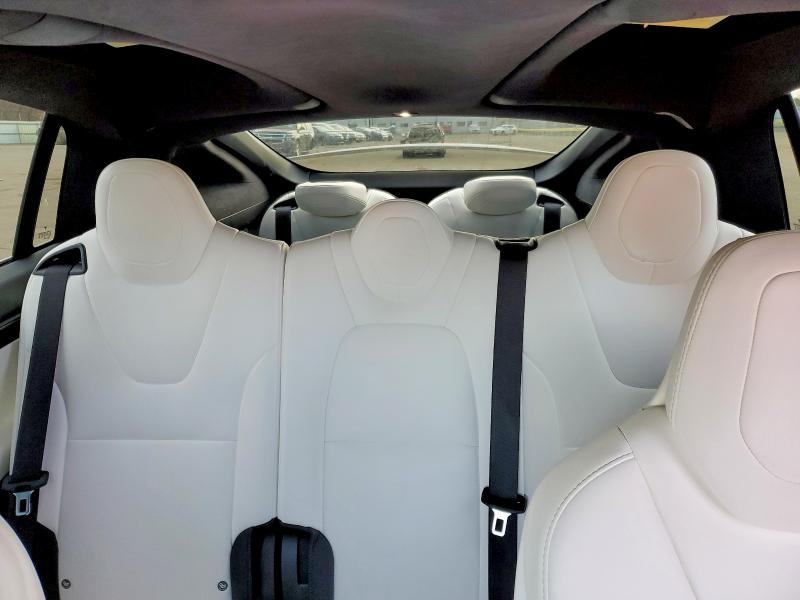Photo 10 from auction – 2018 TESLA MODEL X with VIN 5YJXCAE28JF137373