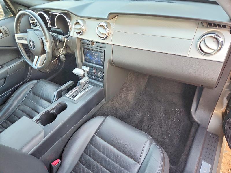 Photo 8 from auction – 2005 FORD MUSTANG GT with VIN 1ZVFT82H355249967