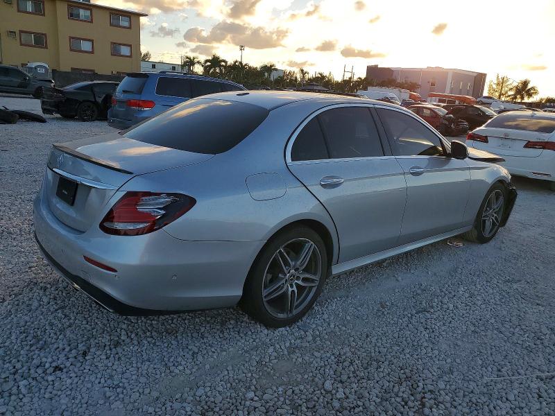 Photo 3 from auction – 2019 MERCEDES-BENZ E with VIN WDDZF4JB8KA576578