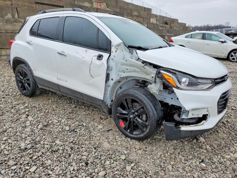 Photo 4 from auction – 2018 CHEVROLET TRAX with VIN 3GNCJLSB7JL167056