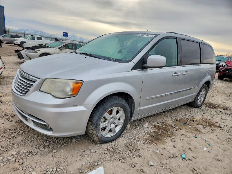 CHRYSLER TOWN & COU 2011 with VIN 2A4RR5DG0BR608041 - Photo from auction